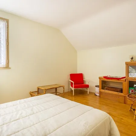 Holiday home Bienvenue Au Pigeon Bleu, Nature Et Decouvertes
